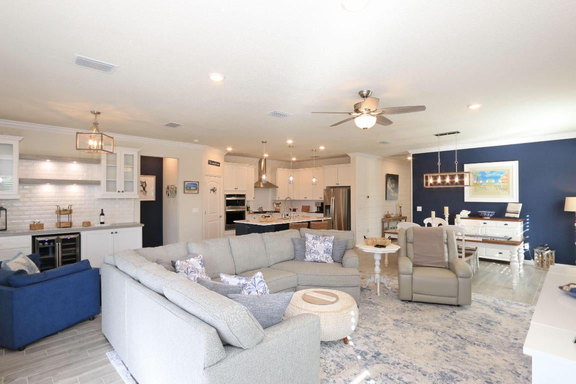 Port St Lucie, Florida, 34987, United States, 3 Bedrooms Bedrooms, ,2 BathroomsBathrooms,Residential,For Sale,2006436