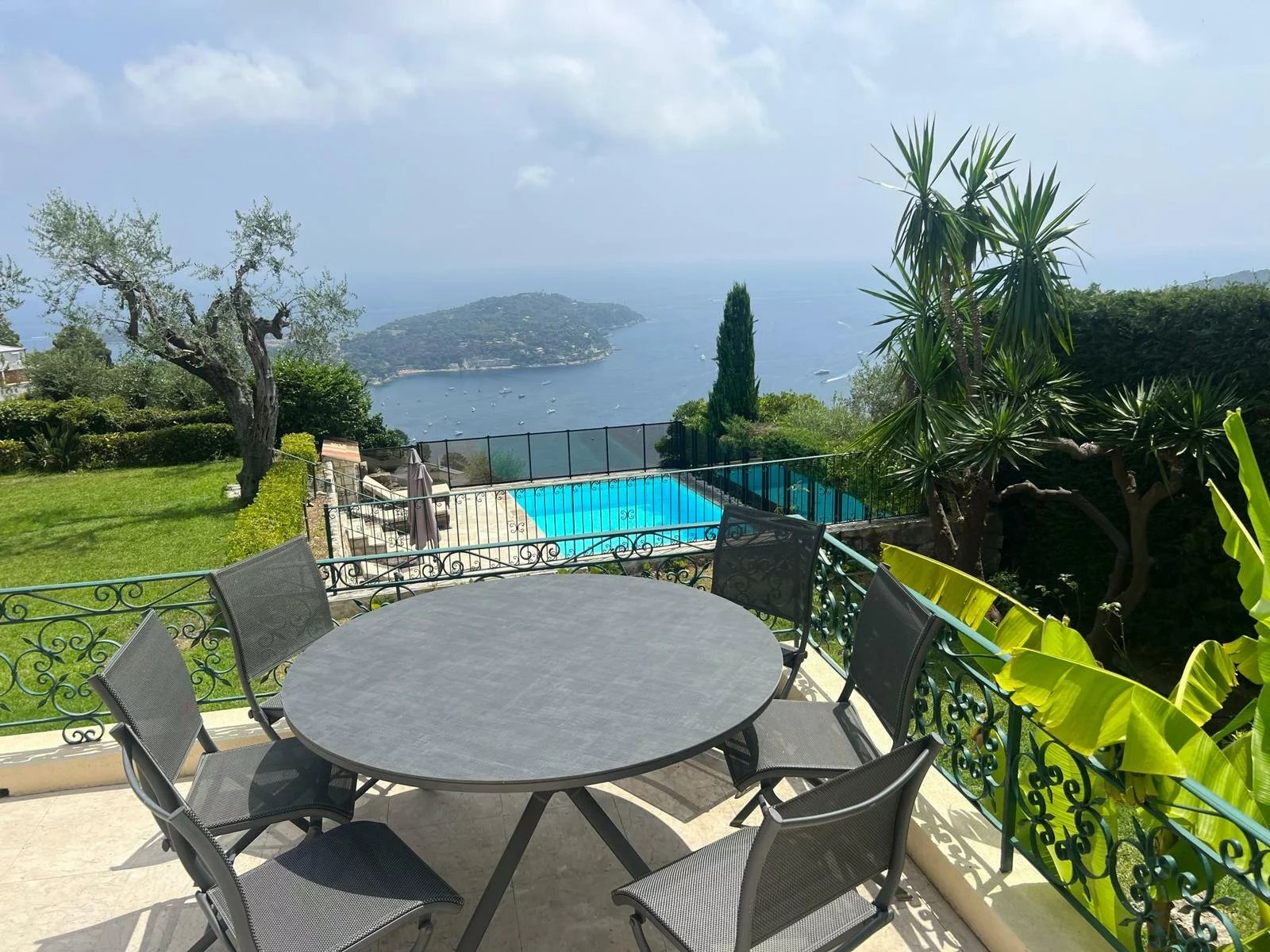 Villefranche-sur-Mer, Provence-Alpes-Côte d’Azur, 06230, FR, 5 Bedrooms Bedrooms, ,4 BathroomsBathrooms,Residential,For Sale,1623325