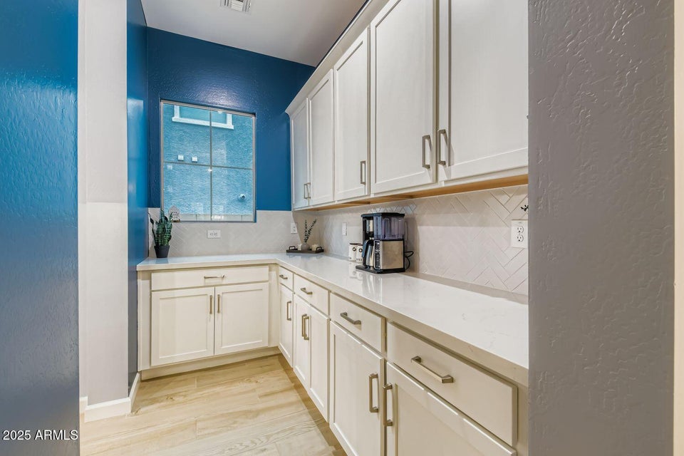 Queen Creek, Arizona, 85142, United States, 3 Bedrooms Bedrooms, ,3 BathroomsBathrooms,Residential,For Sale,1997801