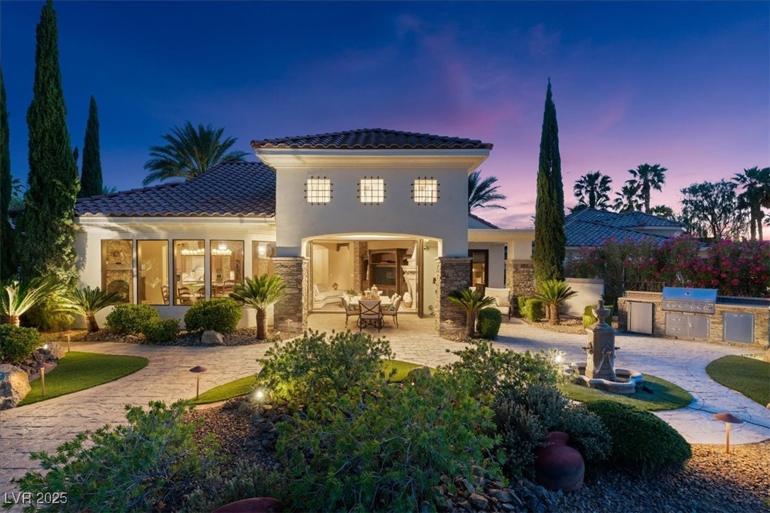 Henderson, Nevada, 89011, United States, 3 Bedrooms Bedrooms, ,4 BathroomsBathrooms,Residential,For Sale,2002027