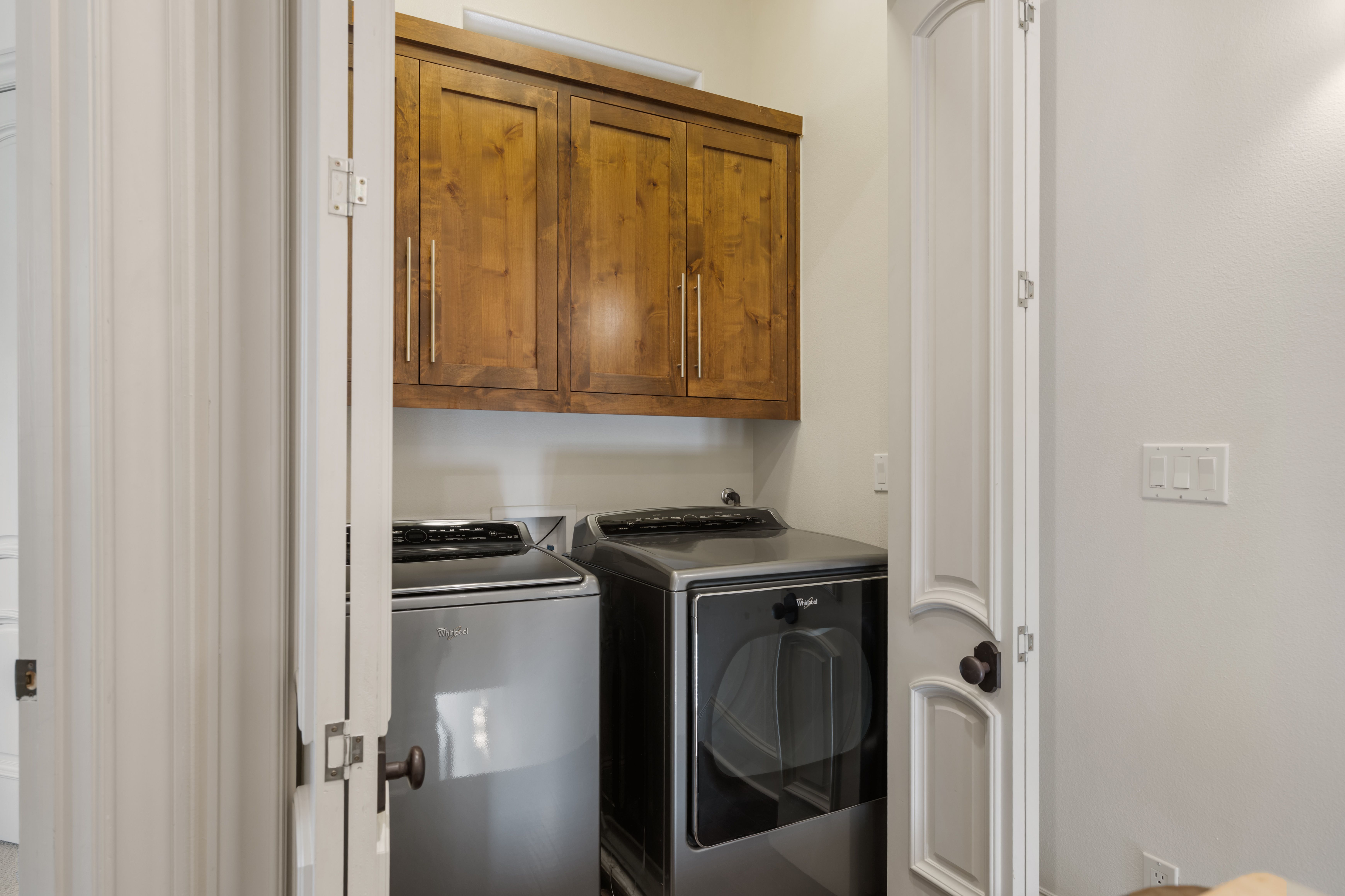  Refined Barton Hills Living  Private Garage  Exceptional 78704 Location - 物件實景