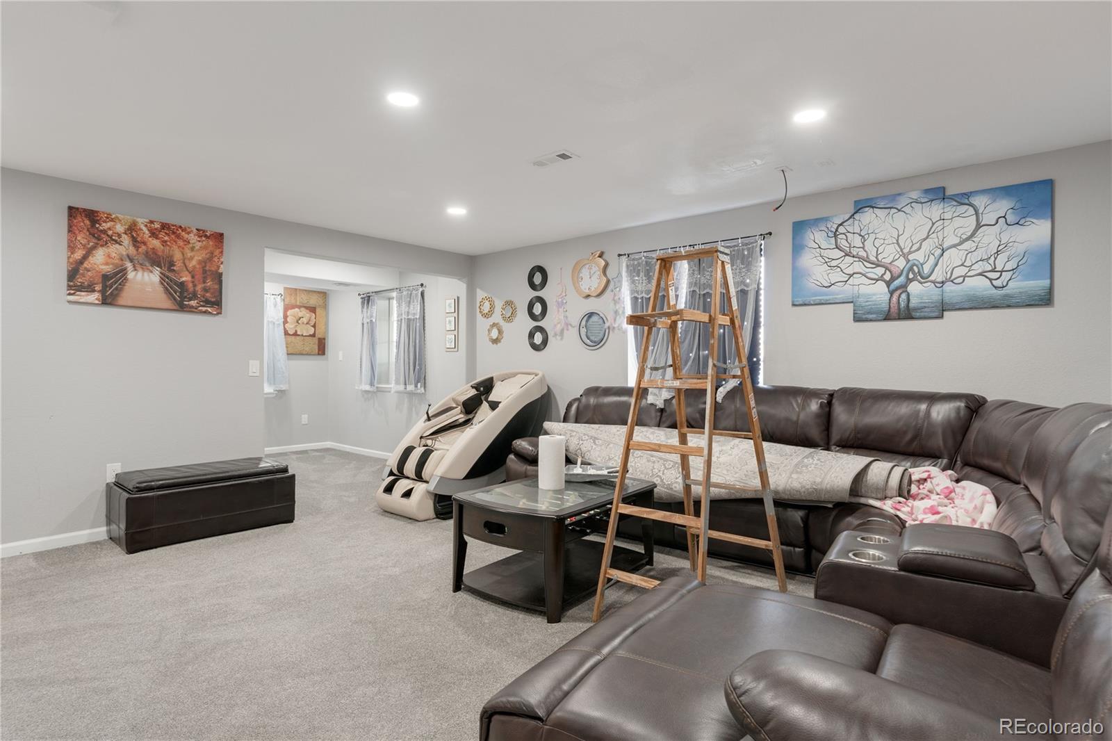 Aurora, Colorado, 80018, United States, 5 Bedrooms Bedrooms, ,3 BathroomsBathrooms,Residential,For Sale,1912171