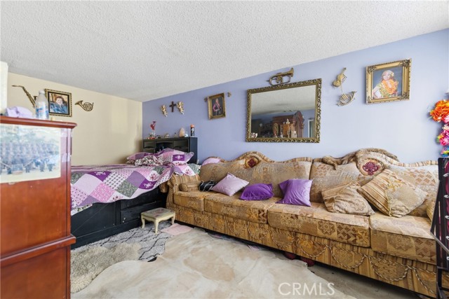 Huntington Park, California, 90255, United States, 8 Bedrooms Bedrooms, ,Residential,For Sale,1980710