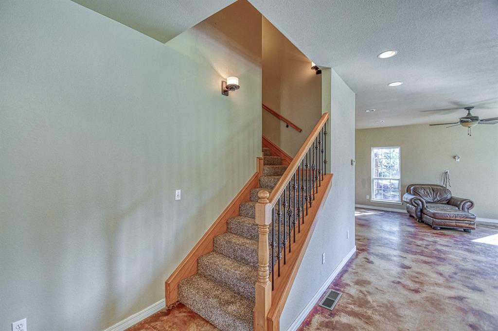 Noble, Oklahoma, 73068, United States, 6 Bedrooms Bedrooms, ,4 BathroomsBathrooms,Residential,For Sale,1978197