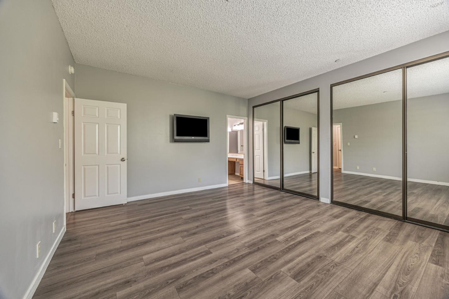 San Mateo, California, 94401, United States, 3 Bedrooms Bedrooms, ,2 BathroomsBathrooms,Residential,For Sale,1885391