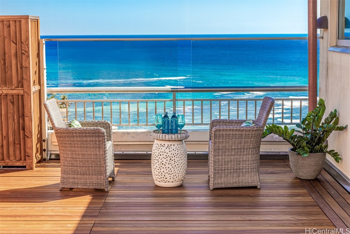 Honolulu, Hawaii, 96815, United States, 2 Bedrooms Bedrooms, ,4 BathroomsBathrooms,Residential,For Sale,1713125