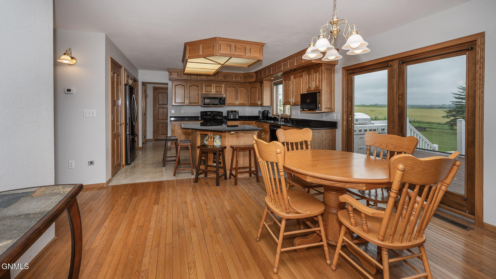 Center, North Dakota, 58530, United States, 4 Bedrooms Bedrooms, ,3 BathroomsBathrooms,Residential,For Sale,1982798