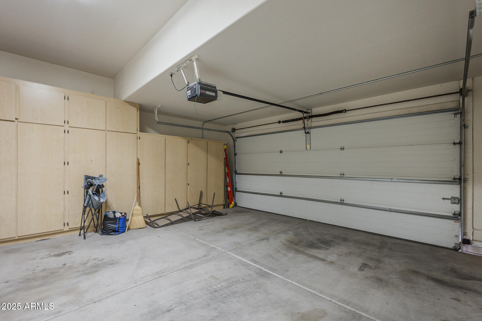 Phoenix, Arizona, 85042, United States, 3 Bedrooms Bedrooms, ,Residential,For Sale,1939131