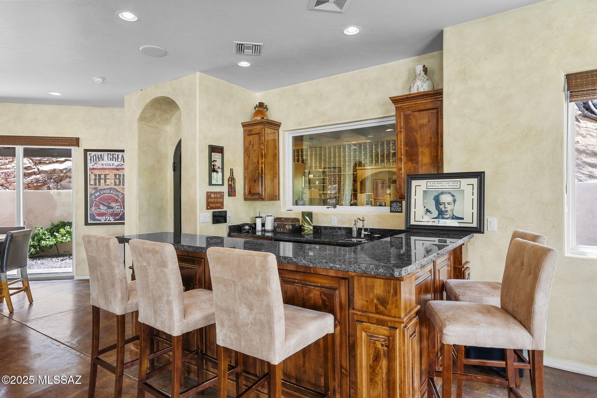 Nogales, Arizona, 85621, United States, 4 Bedrooms Bedrooms, ,7 BathroomsBathrooms,Residential,For Sale,1975895