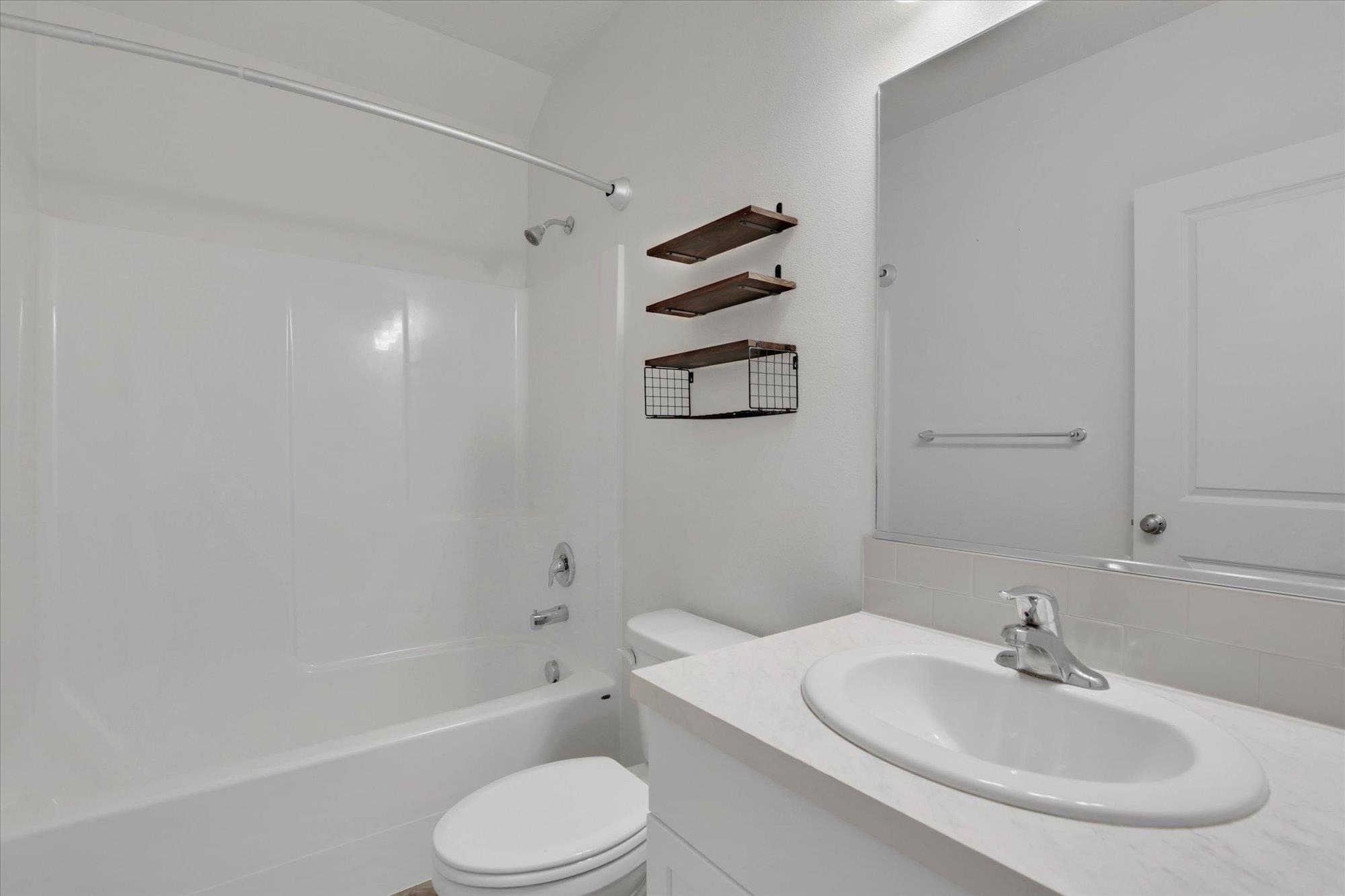 Deer Park, Washington, 99006, United States, 4 Bedrooms Bedrooms, ,3 BathroomsBathrooms,Residential,For Sale,1919491