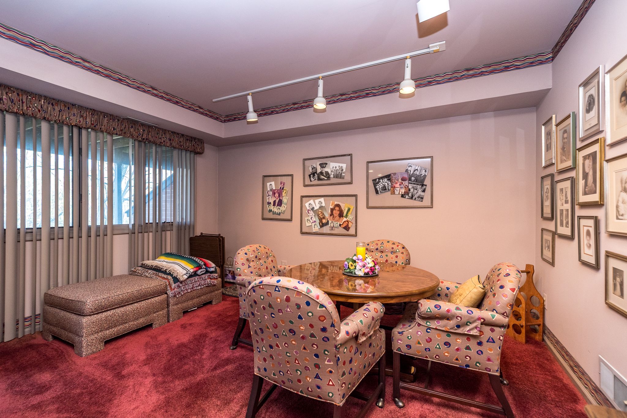 Chesterbrook, Pennsylvania, 19087, United States, 2 Bedrooms Bedrooms, ,3 BathroomsBathrooms,Residential,For Sale,1978885