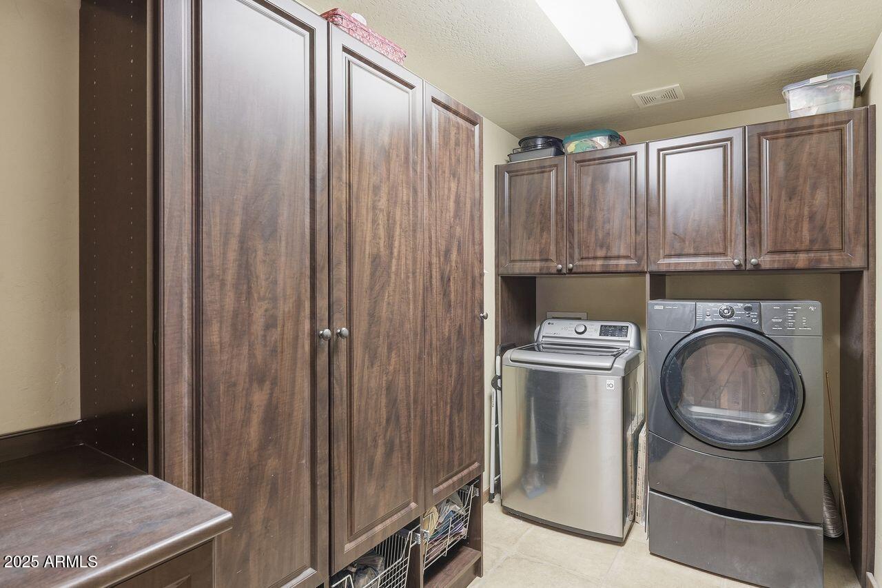 Fountain Hills, Arizona, 85268, United States, 5 Bedrooms Bedrooms, ,5 BathroomsBathrooms,Residential,For Sale,1998459