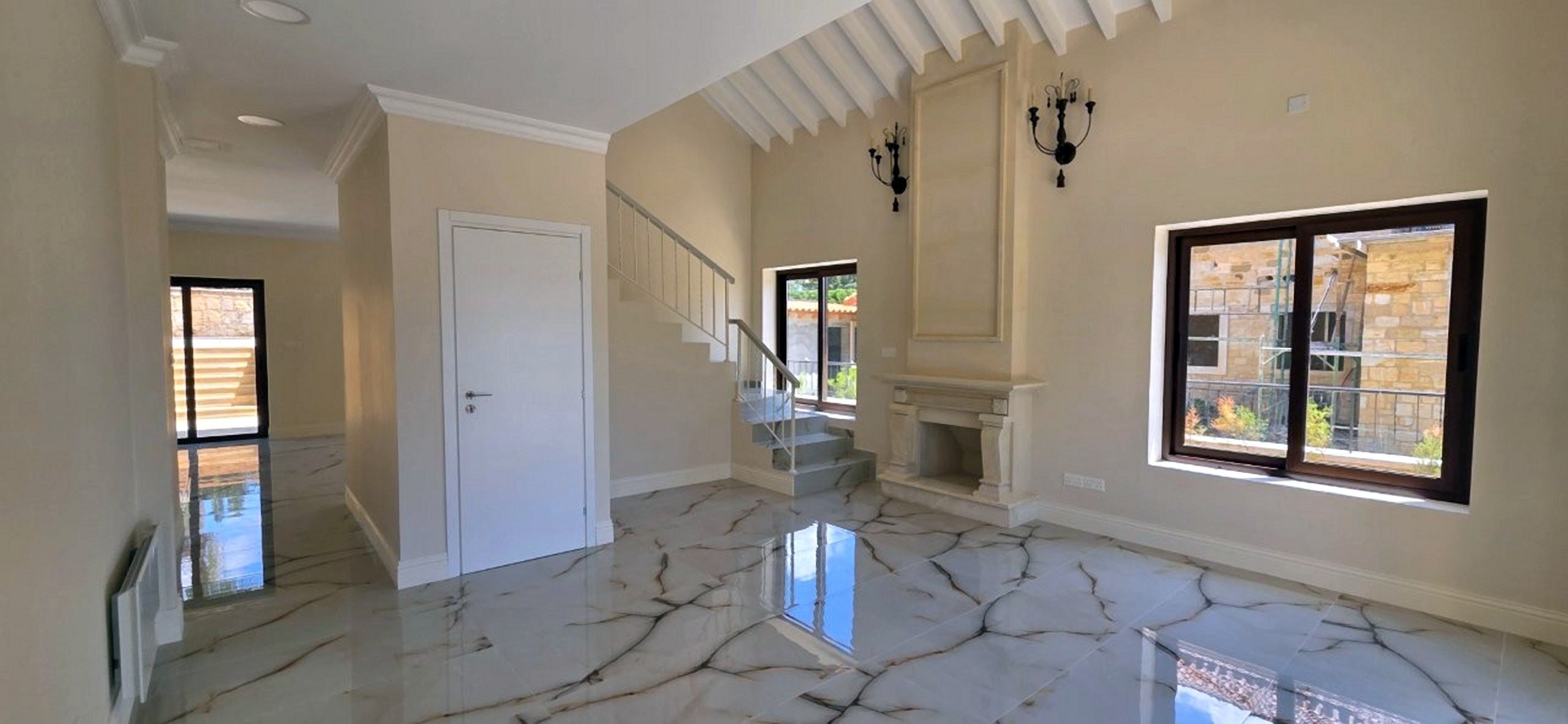  Four Bedroom Country Style Villa in Limassol Suburb - 物件實景