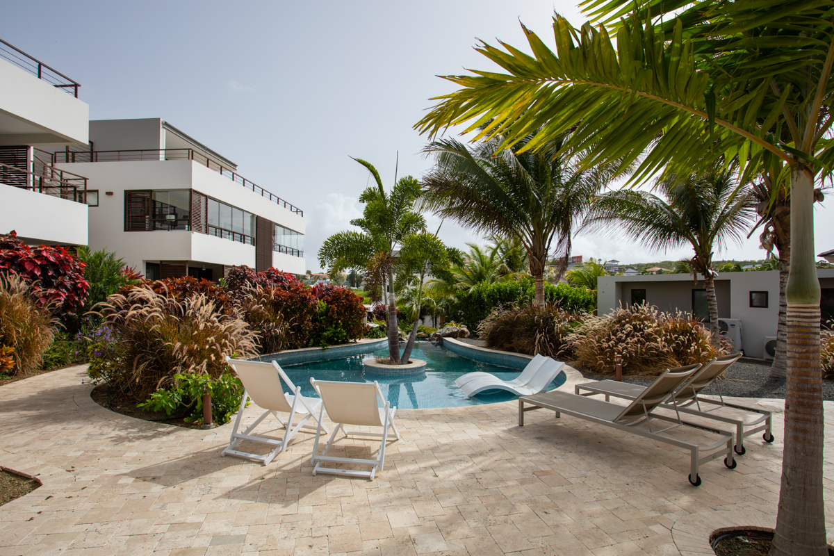 Jan Sofat, CW, 2 Bedrooms Bedrooms, ,2 BathroomsBathrooms,Residential,For Sale,1752587