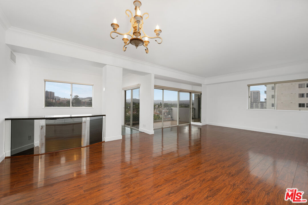 Los Angeles, California, 90024, United States, 3 Bedrooms Bedrooms, ,1 BathroomBathrooms,Residential,For Sale,1819230