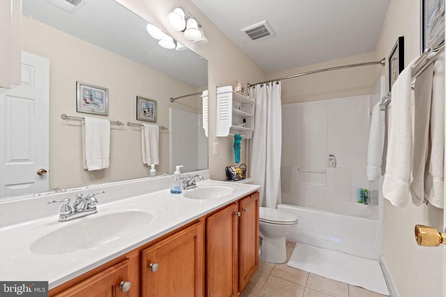 Swan Point, Maryland, 20645, United States, 4 Bedrooms Bedrooms, ,3 BathroomsBathrooms,Residential,For Sale,1955211