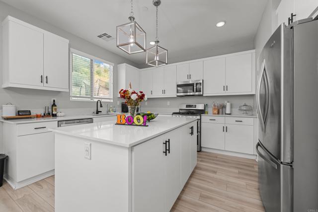 Fallbrook, California, 92028, United States, 5 Bedrooms Bedrooms, ,3 BathroomsBathrooms,Residential,For Sale,1978258