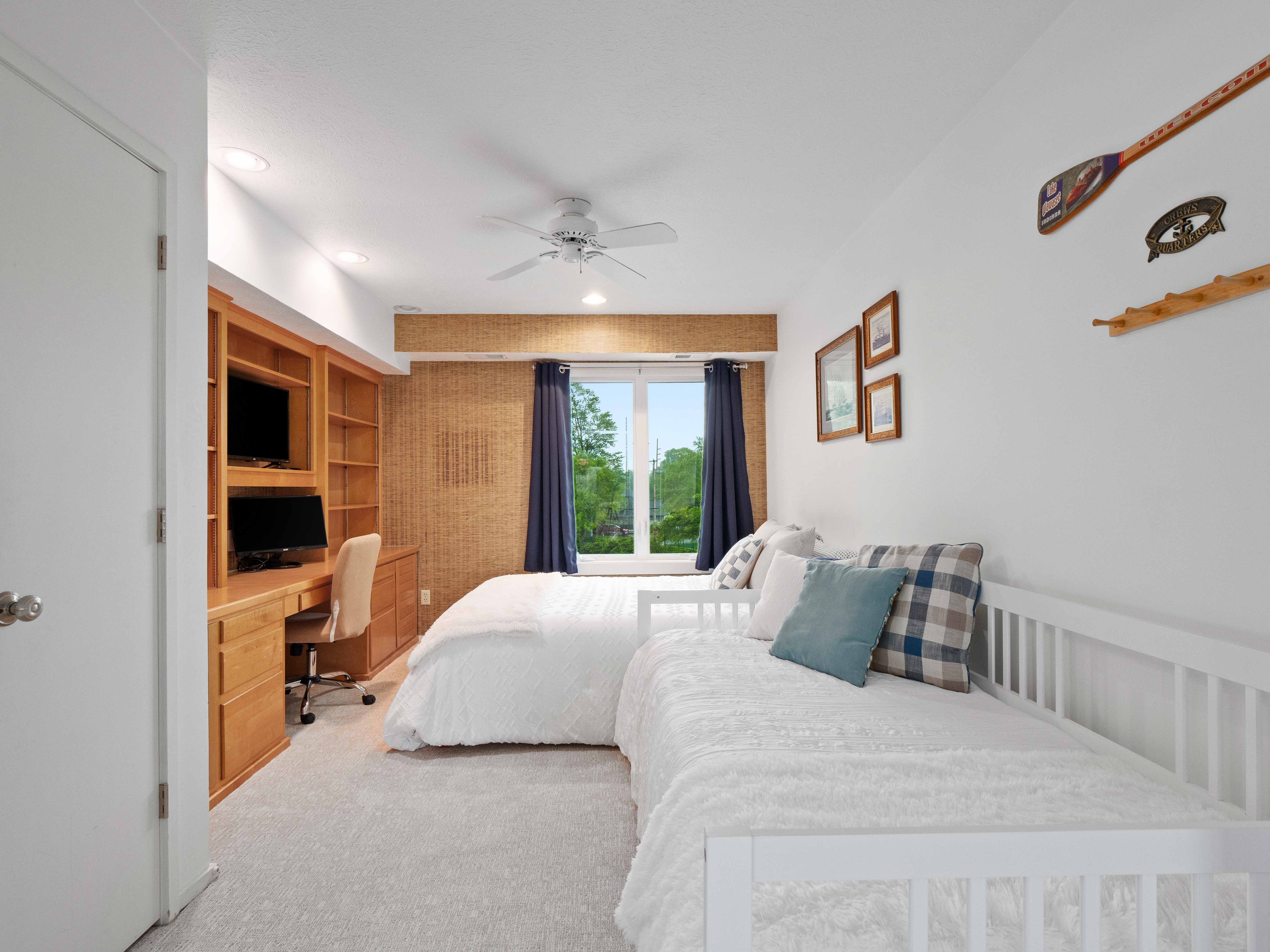  Three Bedroom Condo on Lake Wawasee with Private Boat Slip - 物件實景