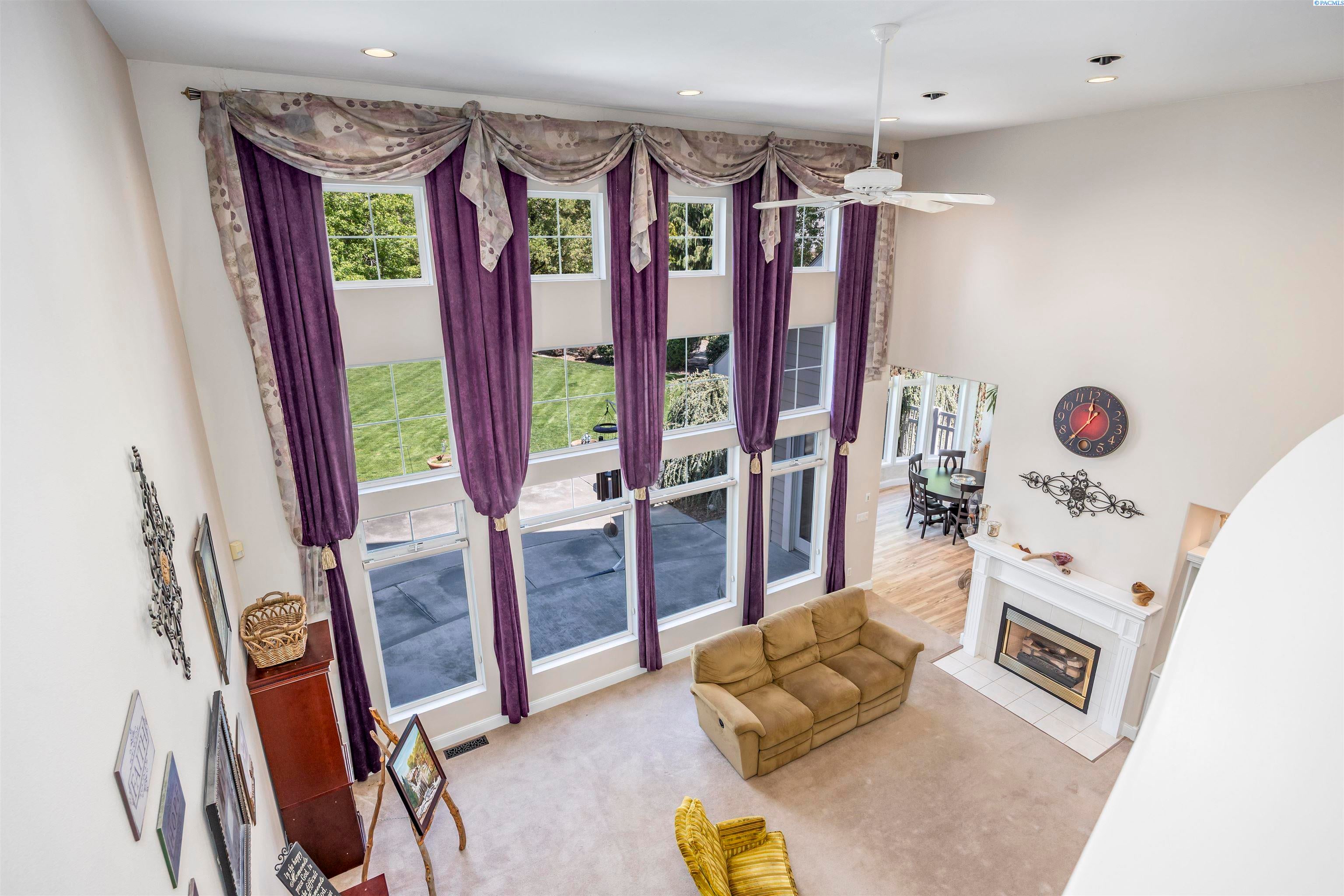 Pasco, Washington, 99301, United States, 3 Bedrooms Bedrooms, ,3 BathroomsBathrooms,Residential,For Sale,1979985