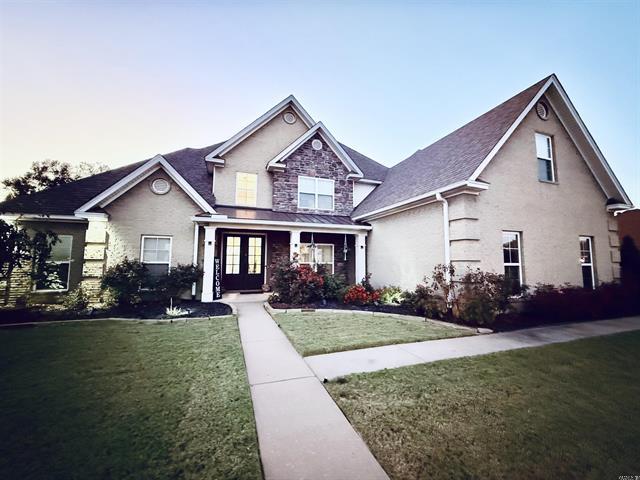 Maumelle, Arkansas, 72113, United States, 5 Bedrooms Bedrooms, ,4 BathroomsBathrooms,Residential,For Sale,1987049