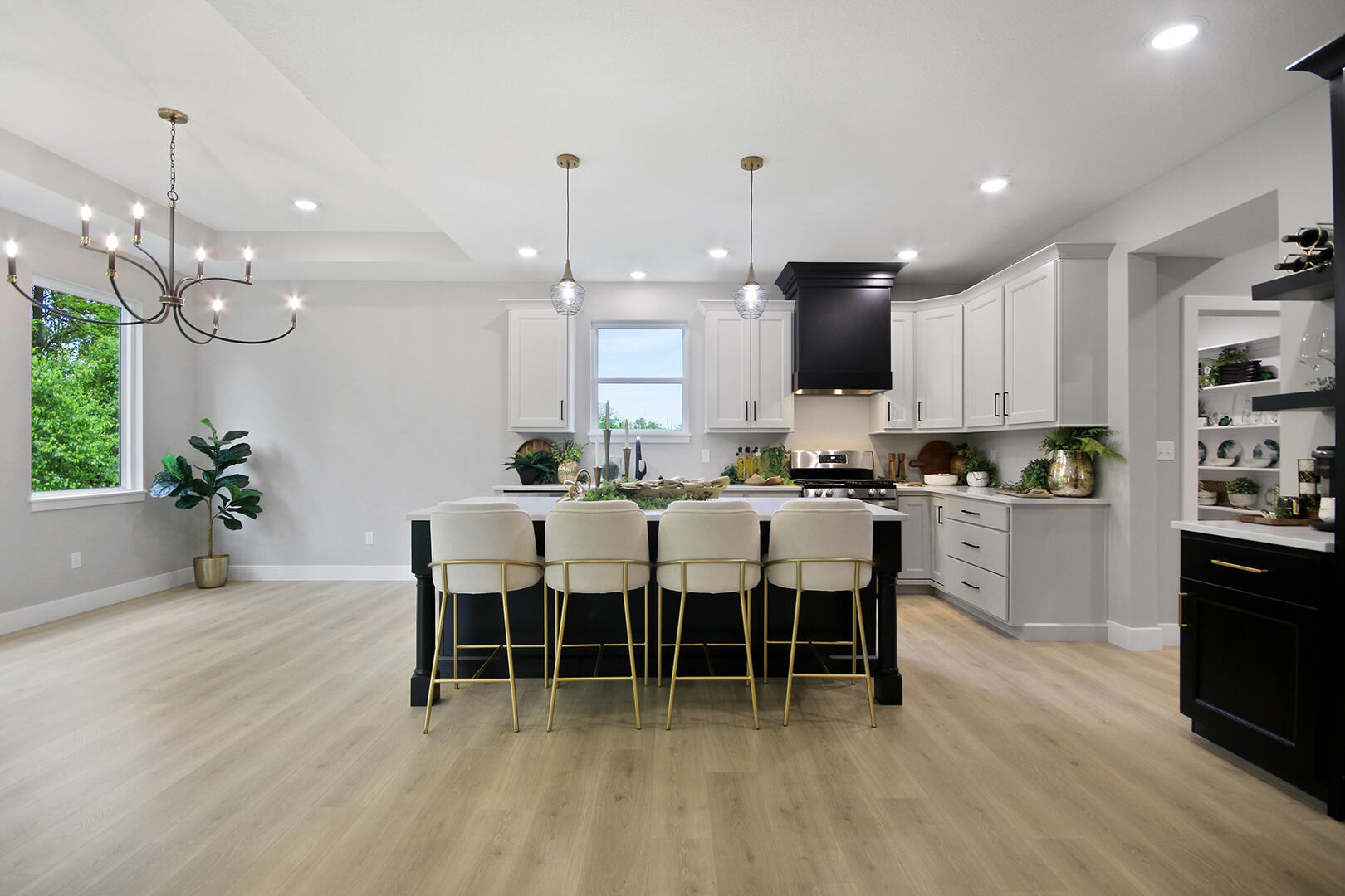 COLUMBIA, Missouri, 65202, United States, 4 Bedrooms Bedrooms, ,3 BathroomsBathrooms,Residential,For Sale,2008835