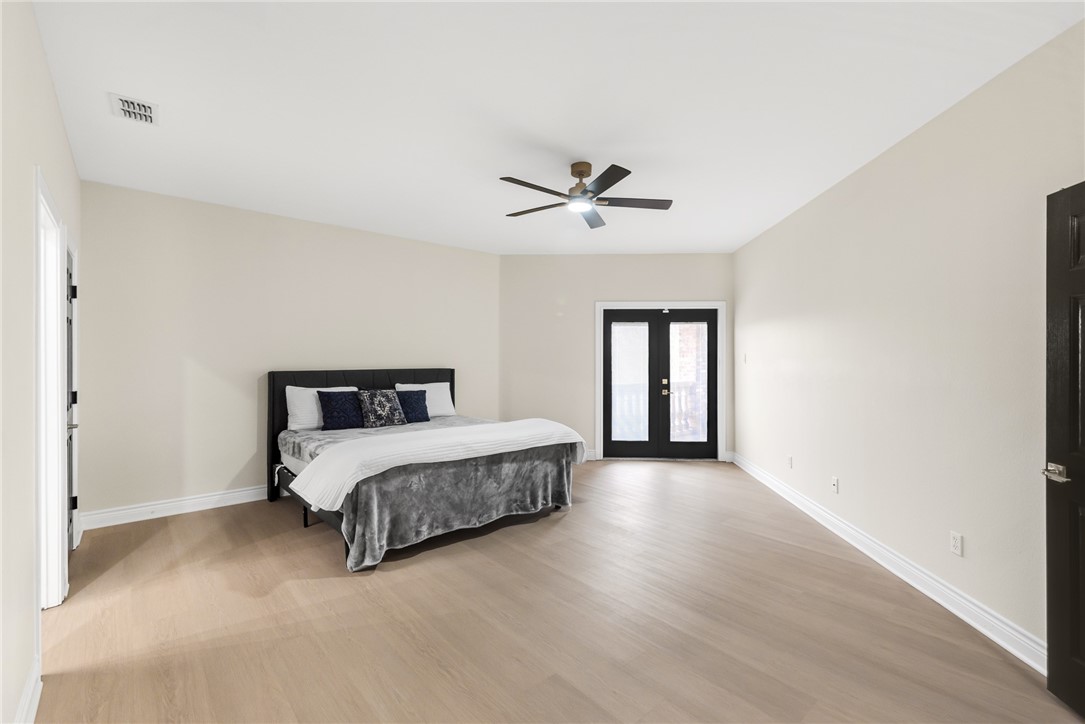 Corpus Christi, Texas, 78414, United States, 5 Bedrooms Bedrooms, ,5 BathroomsBathrooms,Residential,For Sale,1934691