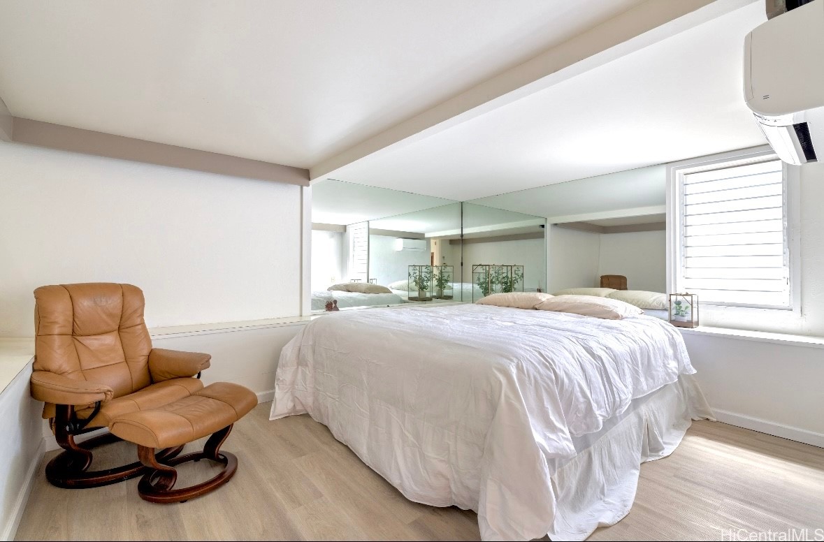 Honolulu, Hawaii, 96816, United States, 4 Bedrooms Bedrooms, ,3 BathroomsBathrooms,Residential,For Sale,1925969