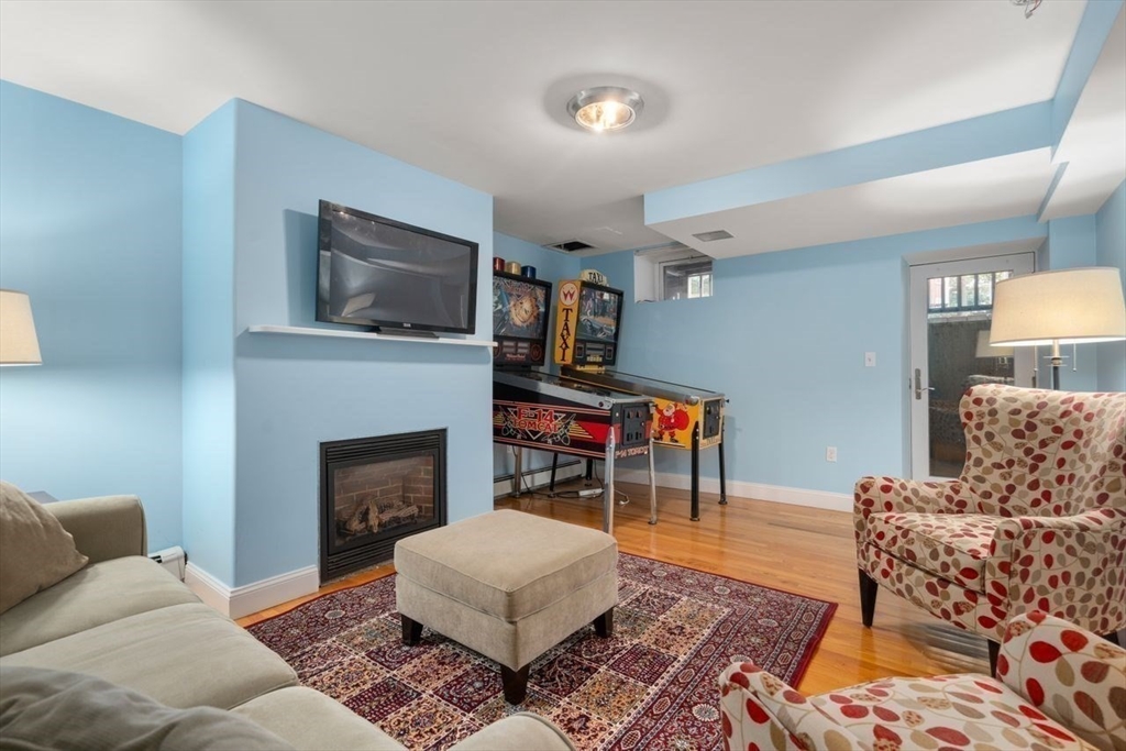 Boston, Massachusetts, 02130, United States, 6 Bedrooms Bedrooms, ,4 BathroomsBathrooms,Residential,For Sale,1890379