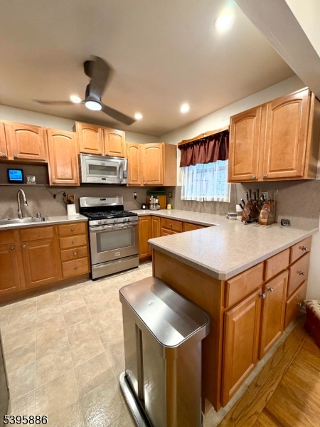 Mount Olive Twp., New Jersey, 07836, United States, 4 Bedrooms Bedrooms, ,2 BathroomsBathrooms,Residential,For Sale,1987785