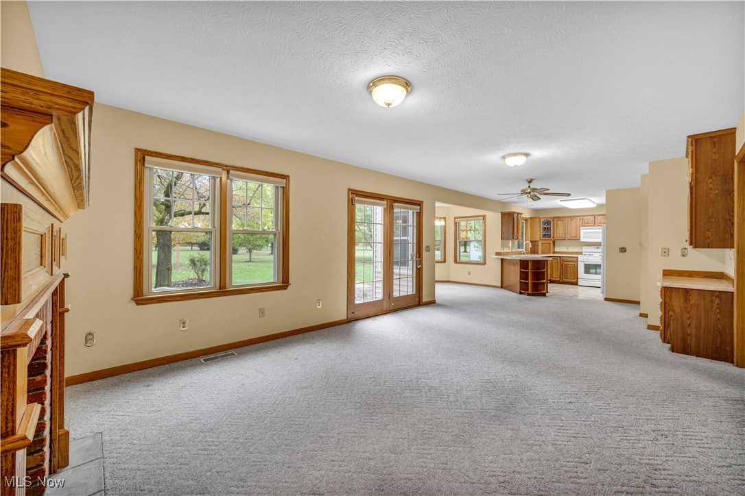 Lagrange, Ohio, 44050, United States, 3 Bedrooms Bedrooms, ,3 BathroomsBathrooms,Residential,For Sale,1988206