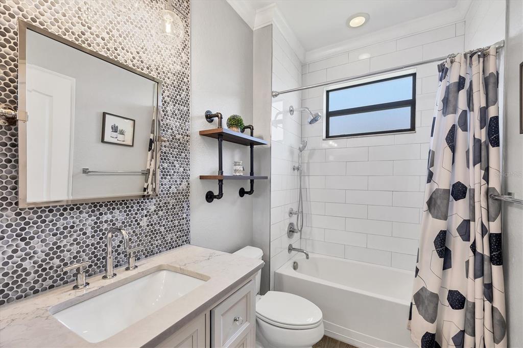 Venice, Florida, 34293, United States, 4 Bedrooms Bedrooms, ,2 BathroomsBathrooms,Residential,For Sale,1977981