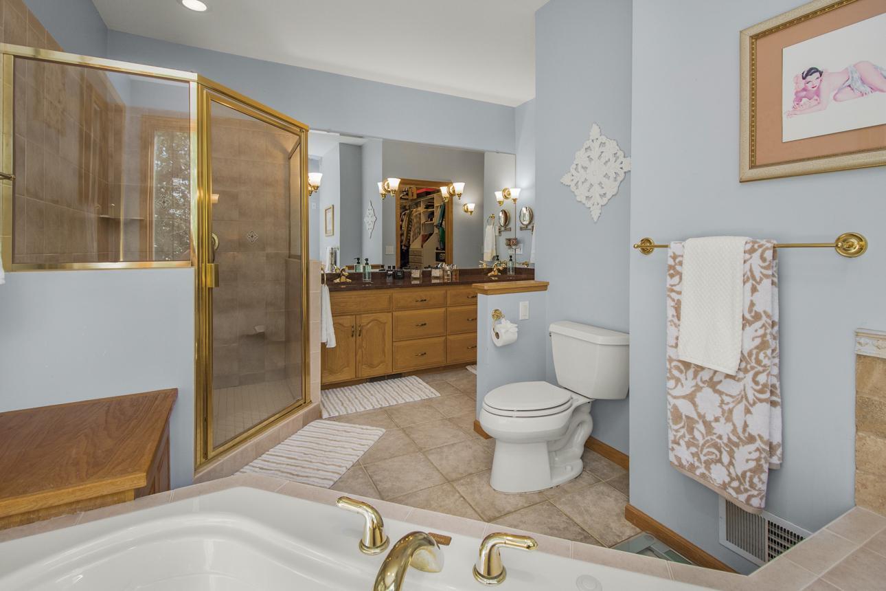 Lino Lakes, Minnesota, 55038, United States, 4 Bedrooms Bedrooms, ,4 BathroomsBathrooms,Residential,For Sale,1938952