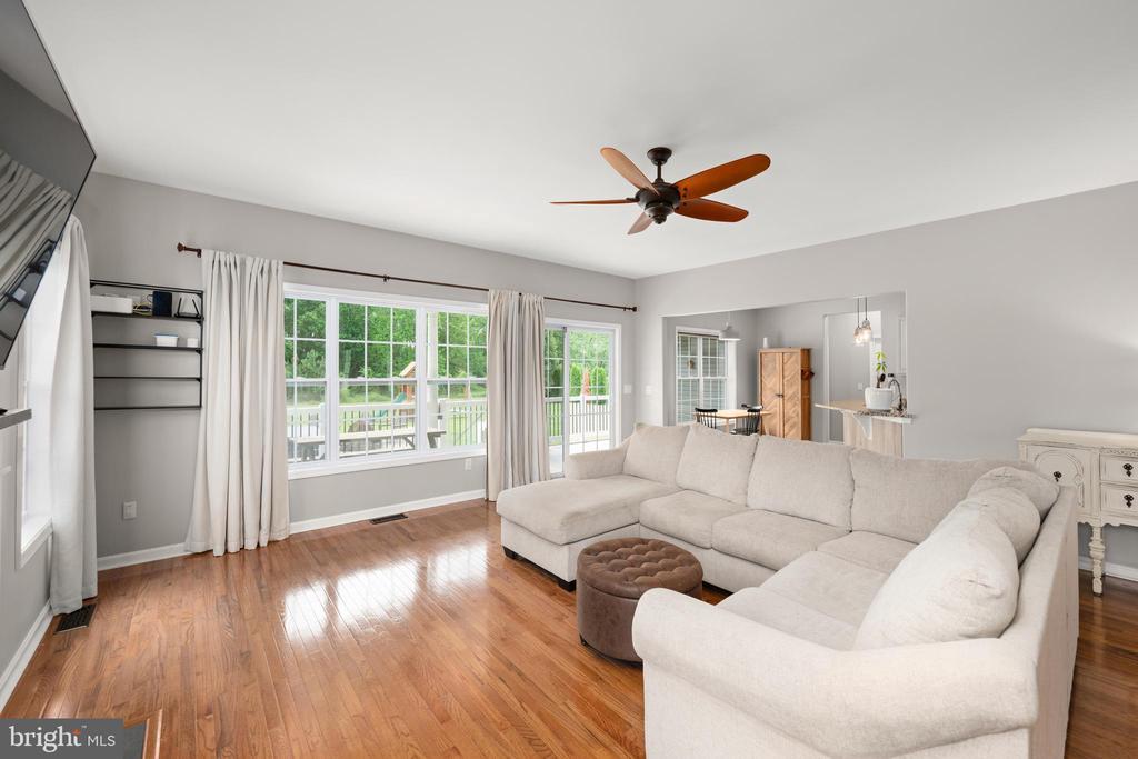 Milton, Delaware, 19968, United States, 4 Bedrooms Bedrooms, ,3 BathroomsBathrooms,Residential,For Sale,1804987