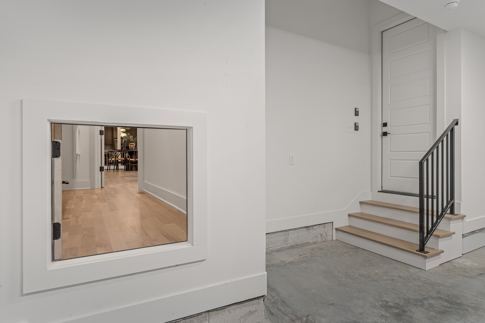 Nashville, Tennessee, 37206, United States, 4 Bedrooms Bedrooms, ,7 BathroomsBathrooms,Residential,For Sale,1989518