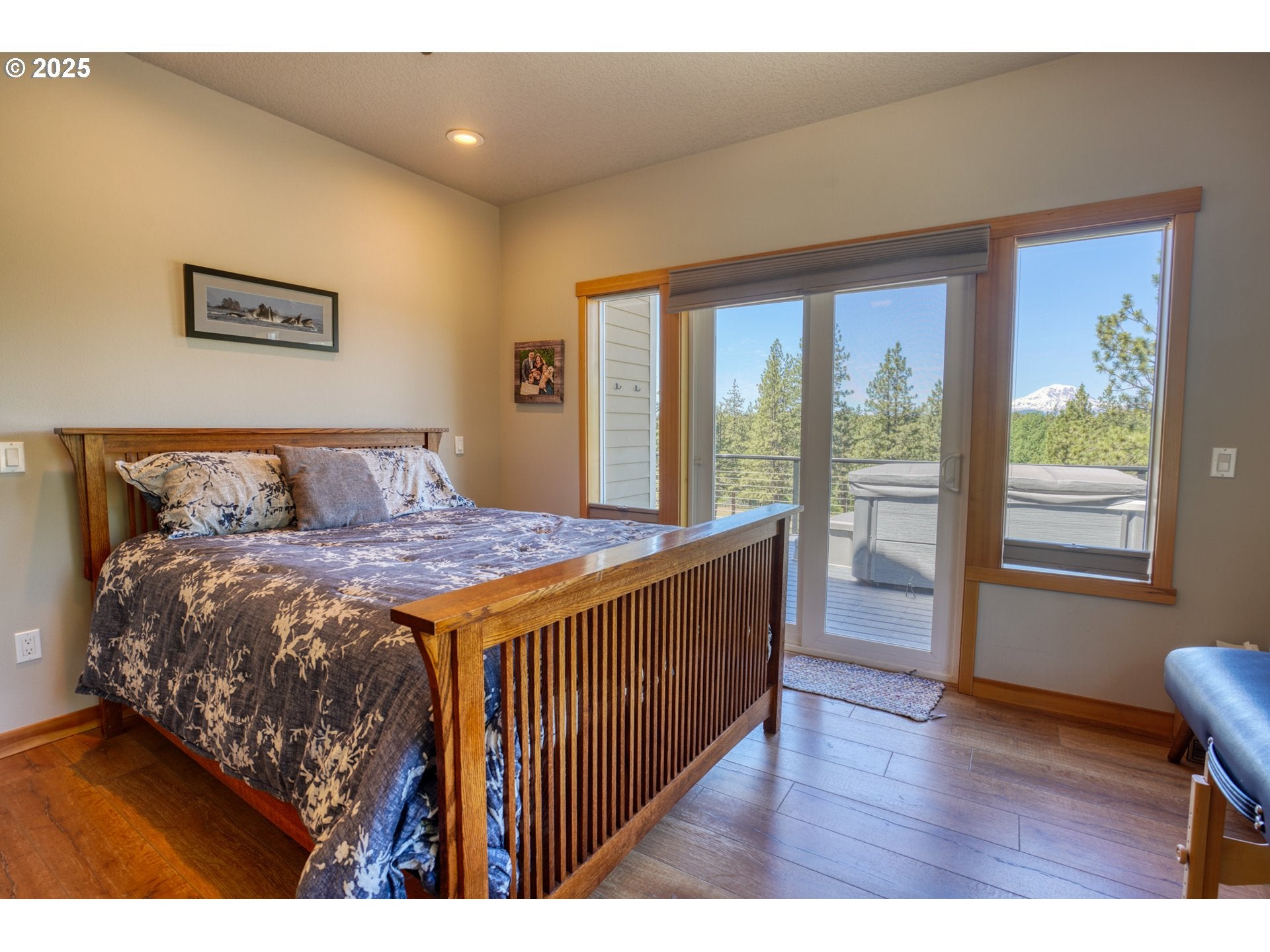 Goldendale, Washington, 98620, United States, 2 Bedrooms Bedrooms, ,2 BathroomsBathrooms,Residential,For Sale,1906644