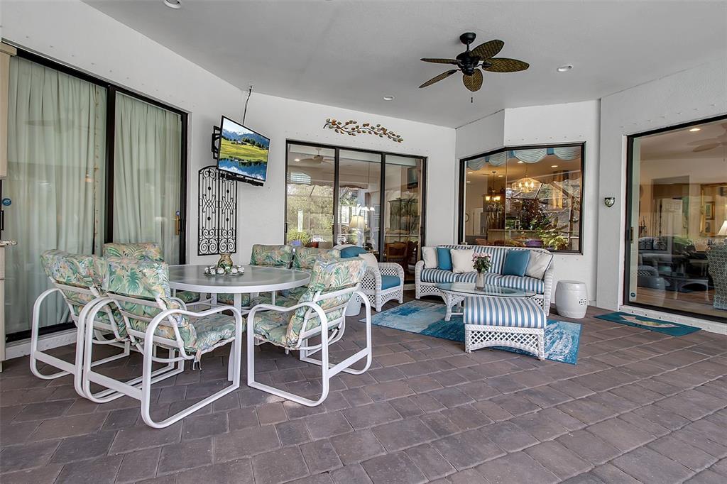 Sarasota, Florida, 34240, United States, 3 Bedrooms Bedrooms, ,3 BathroomsBathrooms,Residential,For Sale,2003503