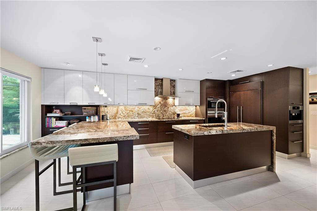 1303 Wahoo Ct, Naples, Florida, 34102, United States, 2 Bedrooms Bedrooms, ,2 BathroomsBathrooms,Residential,For Sale,1303 Wahoo Ct,1594404