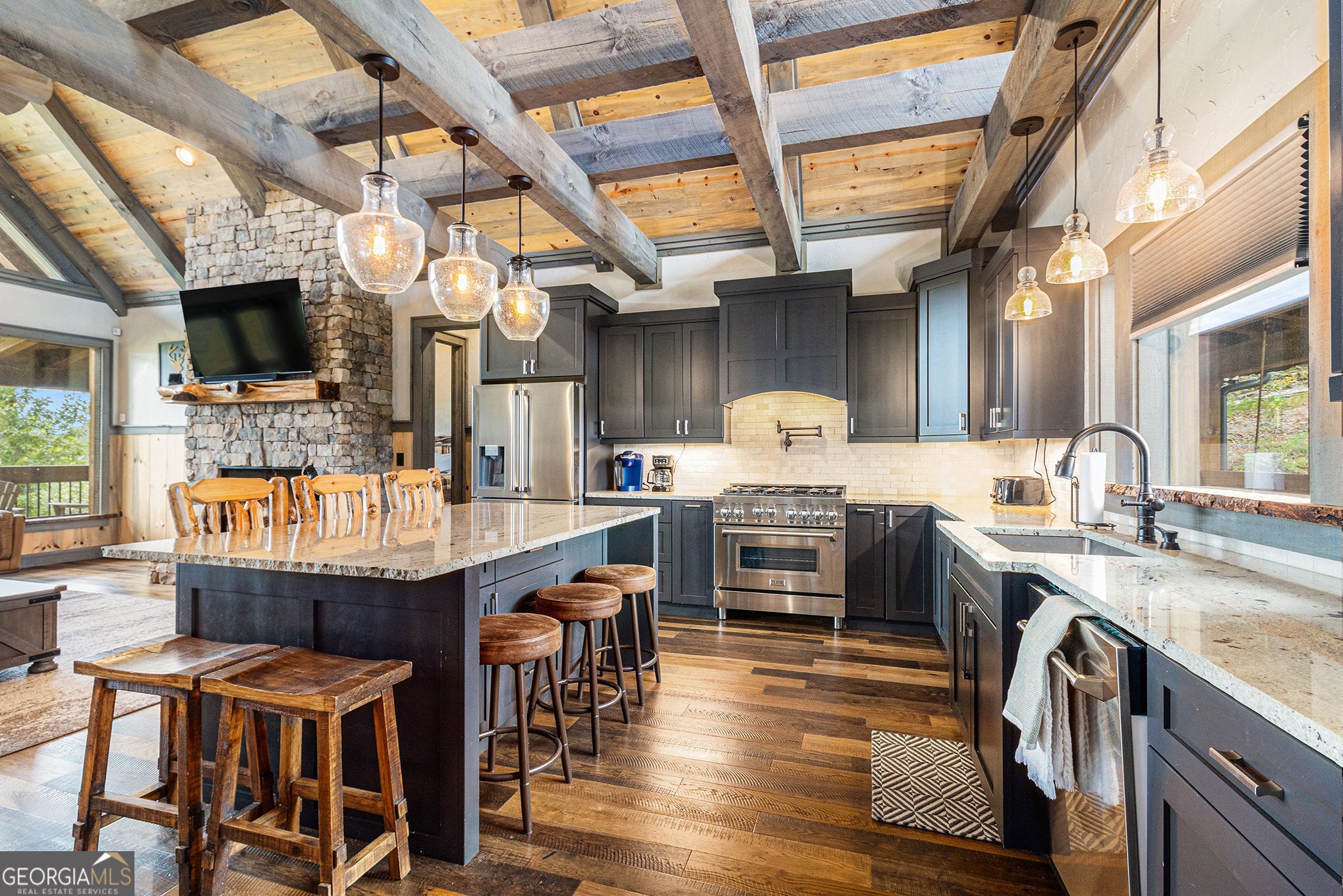 Ellijay, Georgia, 30540, United States, 5 Bedrooms Bedrooms, ,5 BathroomsBathrooms,Residential,For Sale,1952564