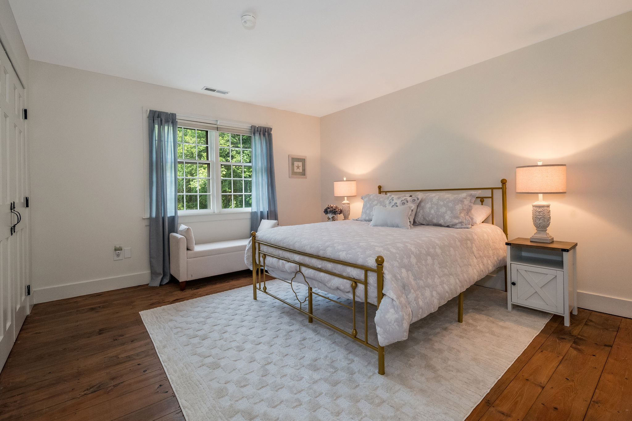  Experience shoreline luxury in this exceptional Colonial home - 物件實景