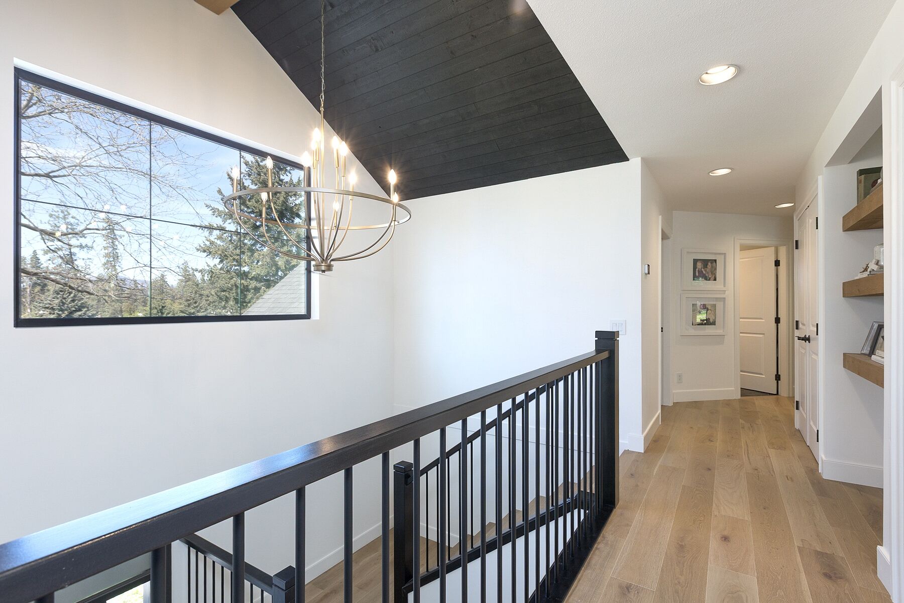  Stunning Home in East Kelowna - 物件實景