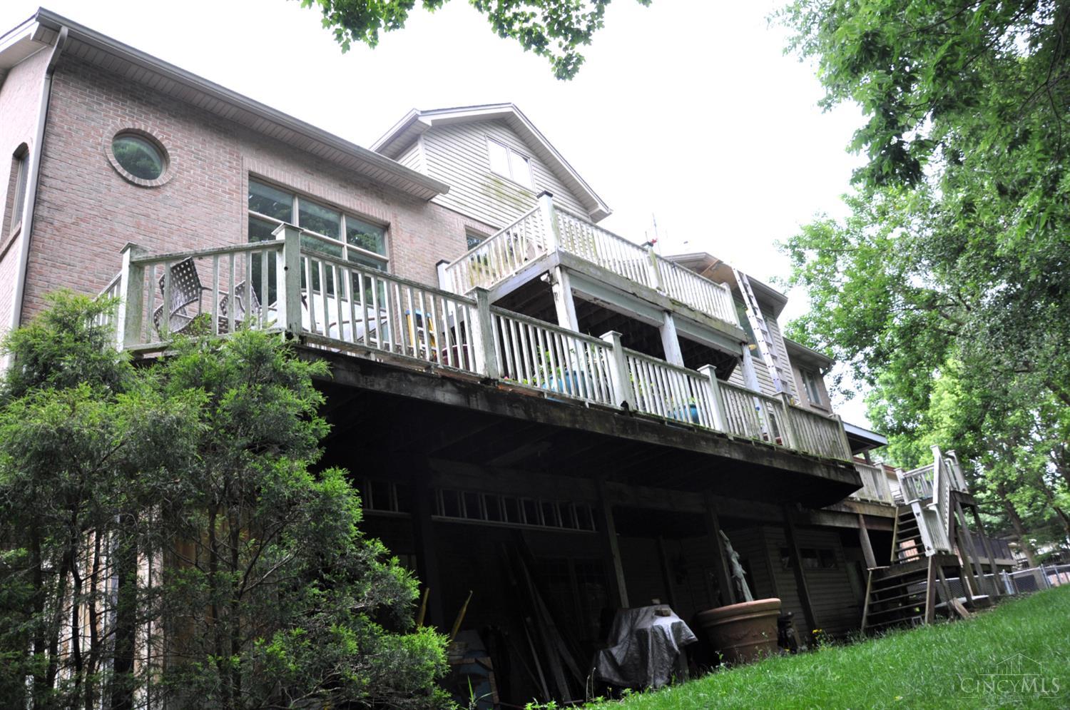 Montgomery, Ohio, 45242, United States, 5 Bedrooms Bedrooms, ,6 BathroomsBathrooms,Residential,For Sale,1914121