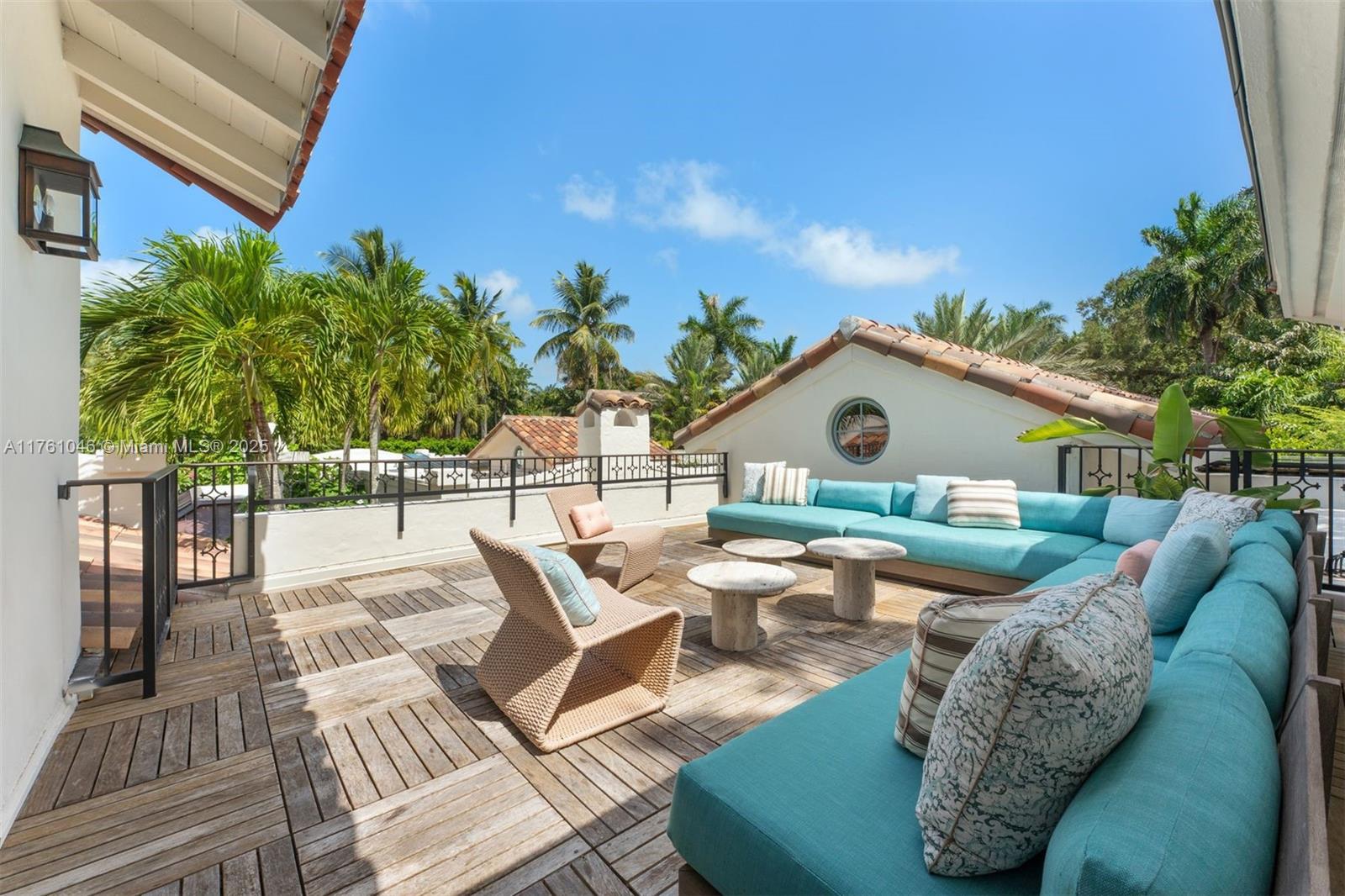 Miami, Florida, 33133, United States, 6 Bedrooms Bedrooms, ,6 BathroomsBathrooms,Residential,For Sale,1947591