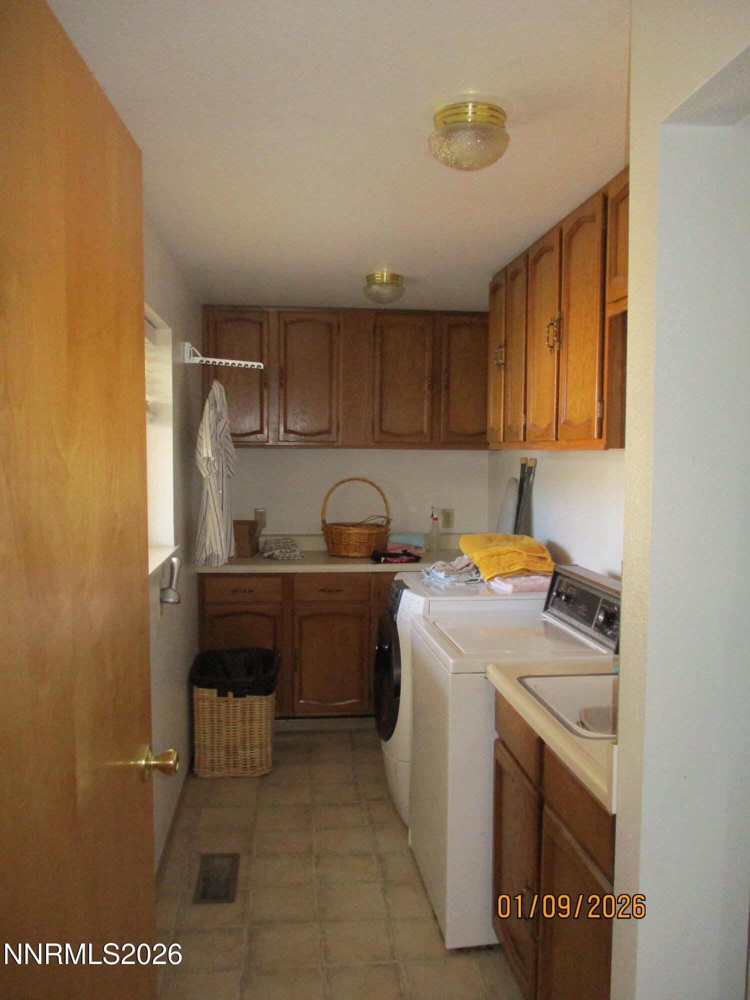 Paradise Valley, Nevada, 89426, United States, 3 Bedrooms Bedrooms, ,3 BathroomsBathrooms,Residential,For Sale,2009688