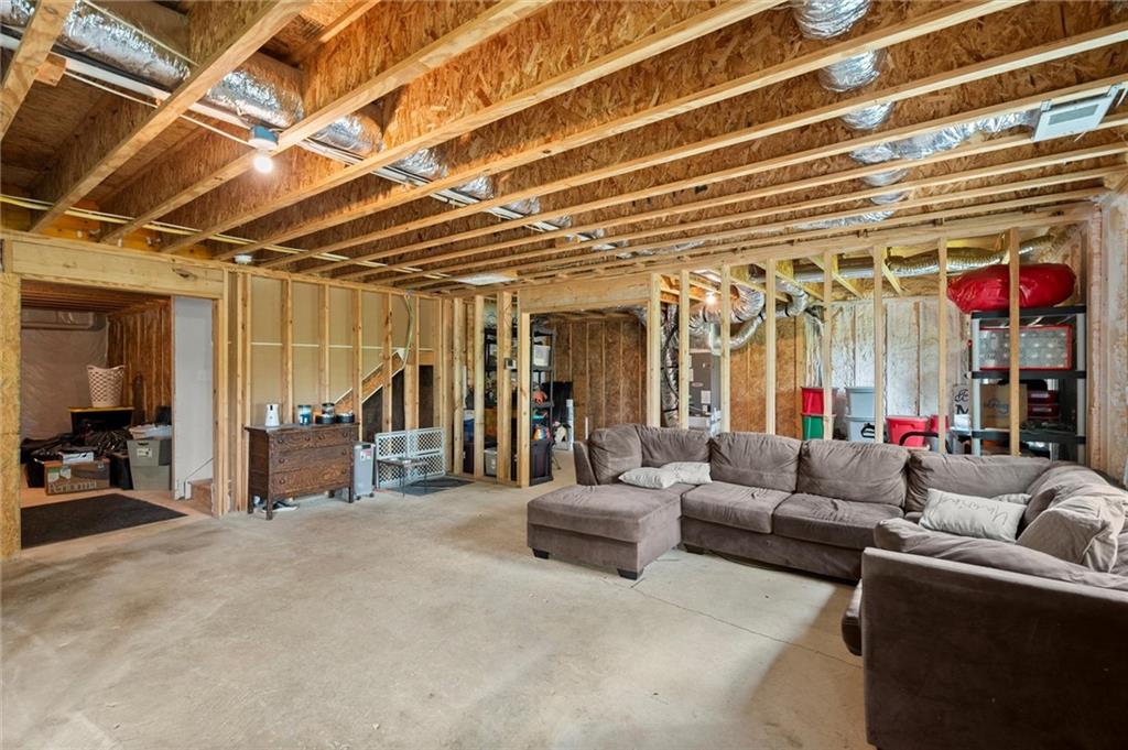 Cartersville, Georgia, 30120, United States, 5 Bedrooms Bedrooms, ,3 BathroomsBathrooms,Residential,For Sale,1877472