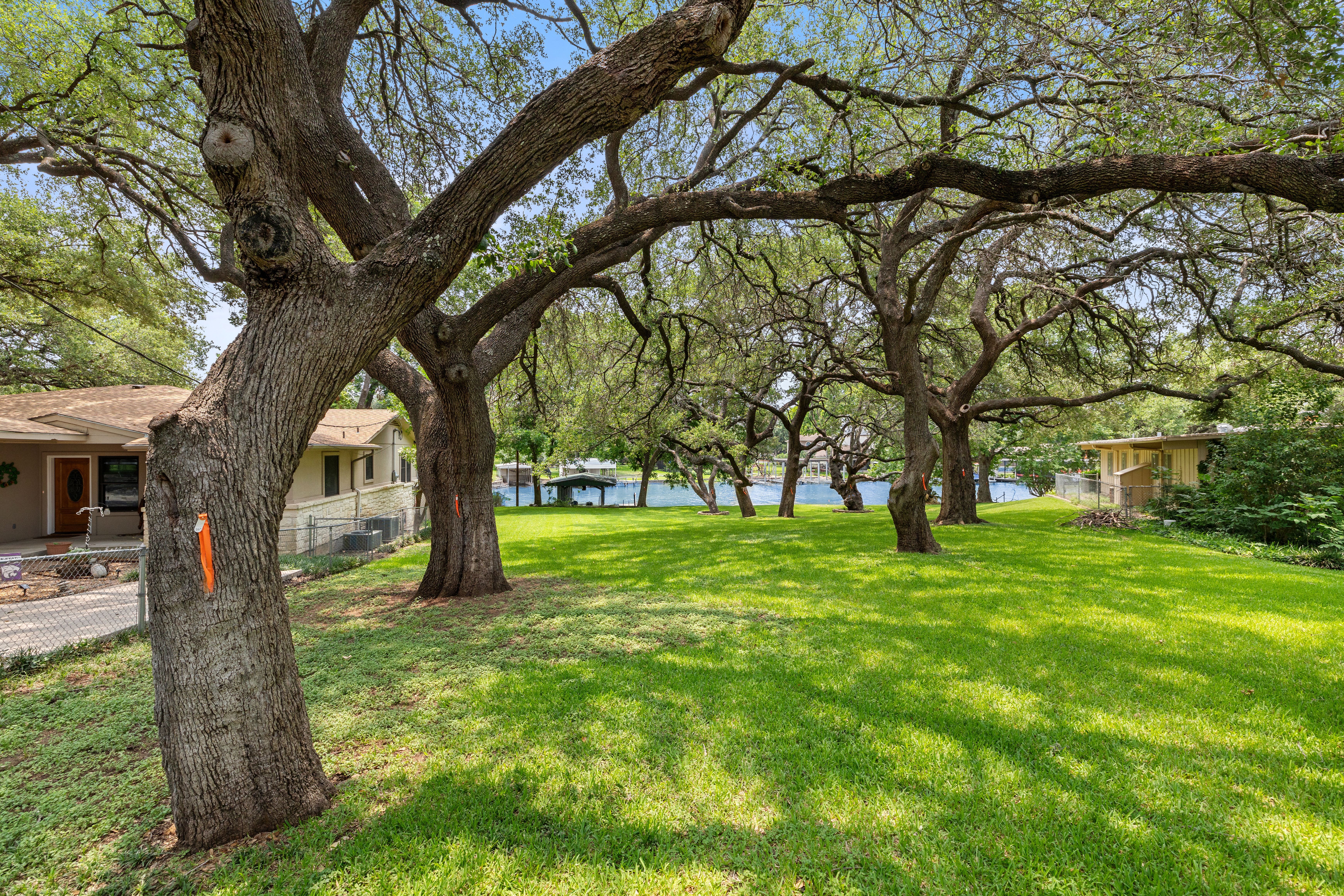  Prime Lake LBJ Waterfront Opportunity - 物件實景