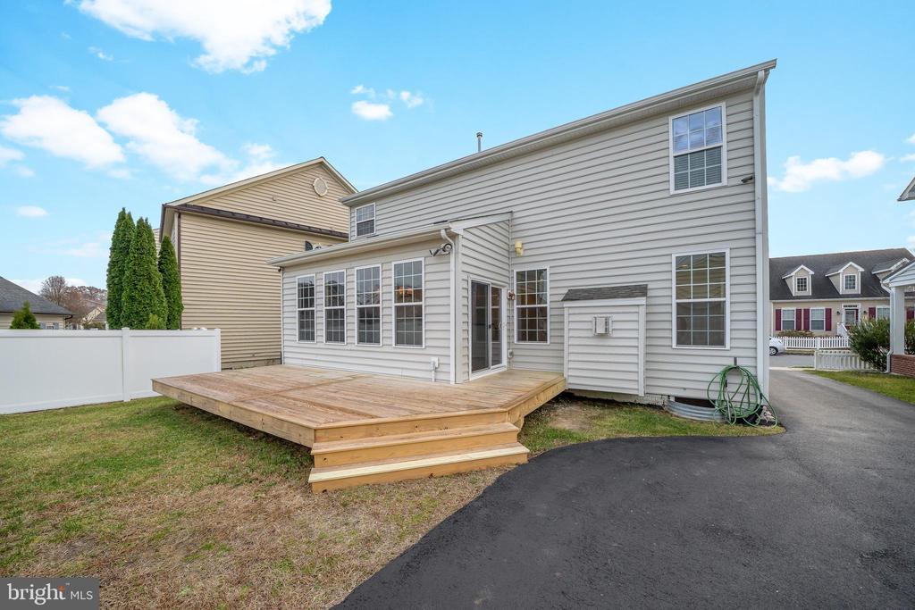 Milton, Delaware, 19968, United States, 4 Bedrooms Bedrooms, ,4 BathroomsBathrooms,Residential,For Sale,1999032