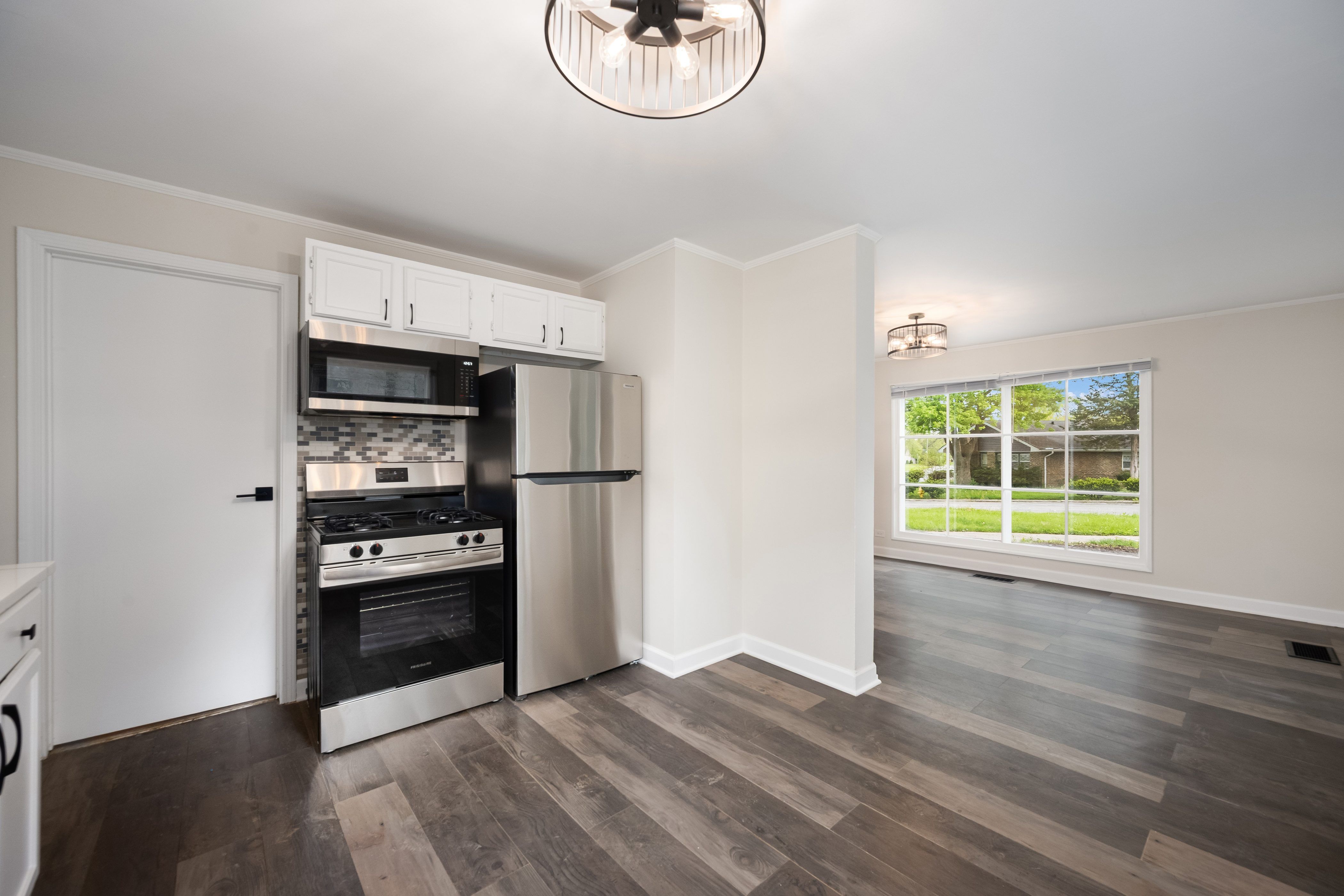  Beautifully Updated and Move-in Ready - 物件實景