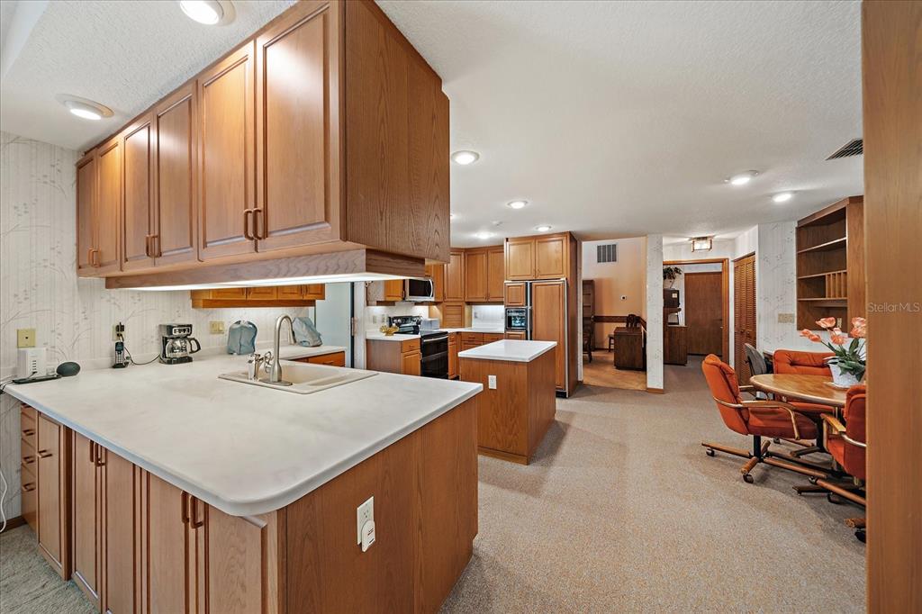 Parrish, Florida, 34219, United States, 4 Bedrooms Bedrooms, ,3 BathroomsBathrooms,Residential,For Sale,1925912