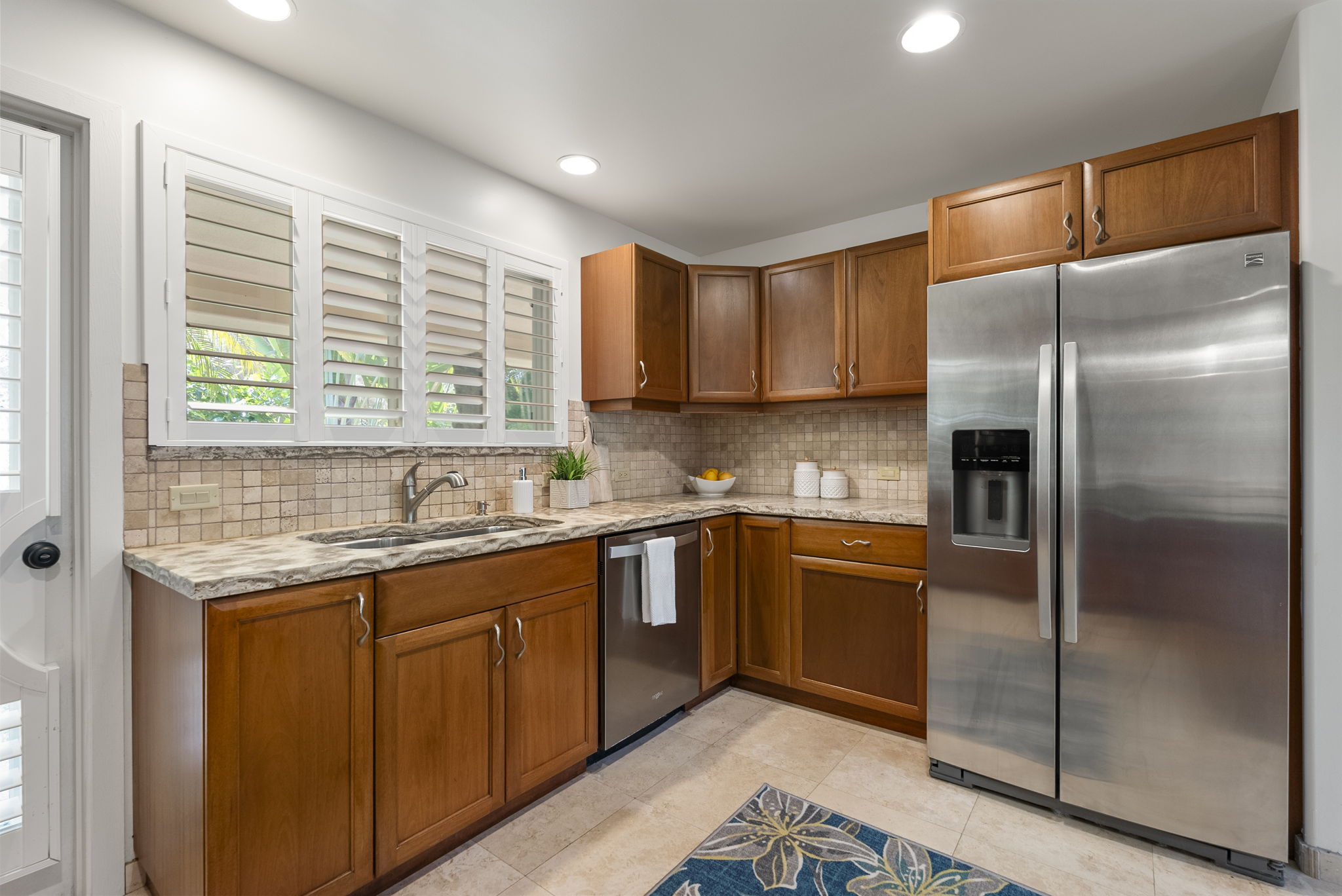 Kailua, Hawaii, 96734, United States, 6 Bedrooms Bedrooms, ,4 BathroomsBathrooms,Residential,For Sale,1981977