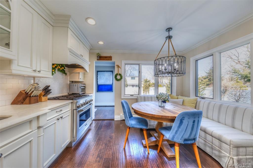 Oceanside, New York, 11572, United States, 3 Bedrooms Bedrooms, ,3 BathroomsBathrooms,Residential,For Sale,1995607